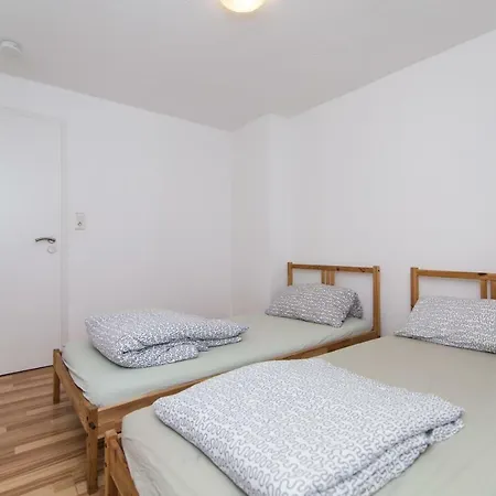 Oldtown Andreasstrasse * דיסלדורף