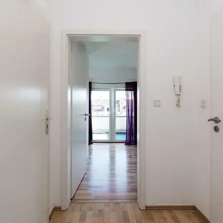 Oldtown Andreasstrasse * Düsseldorf